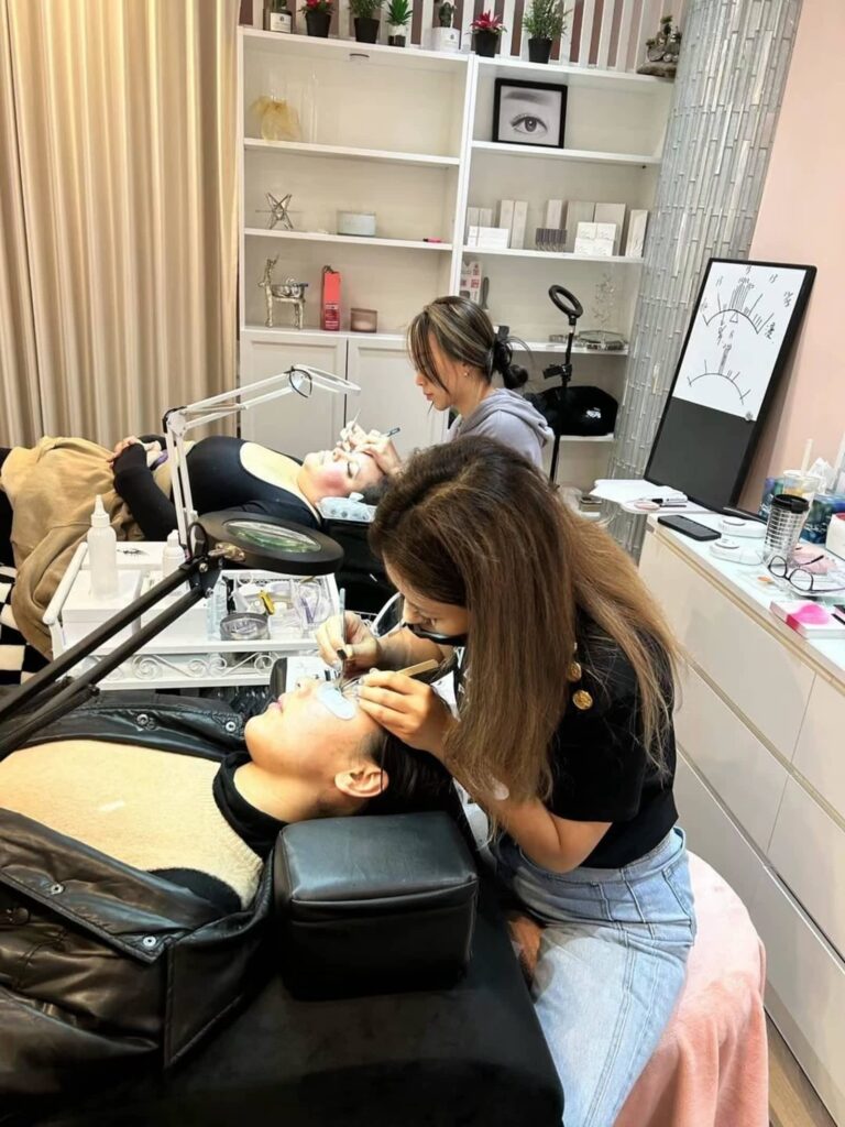 clair-de-age-beauty-lounge-1.jpg