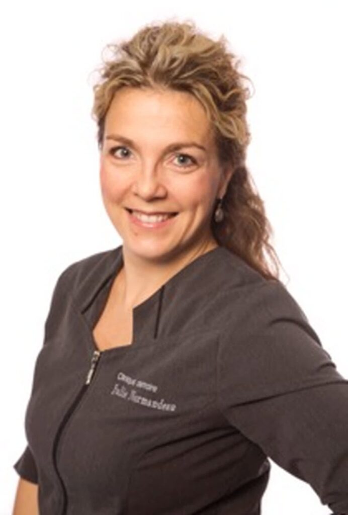 clinique-dentaire-julie-normandeau-inc-1.jpg