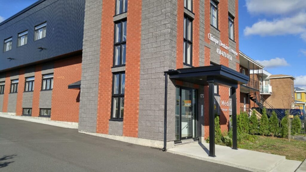 clinique-dentaire-lemoyne-storefront-1.jpg