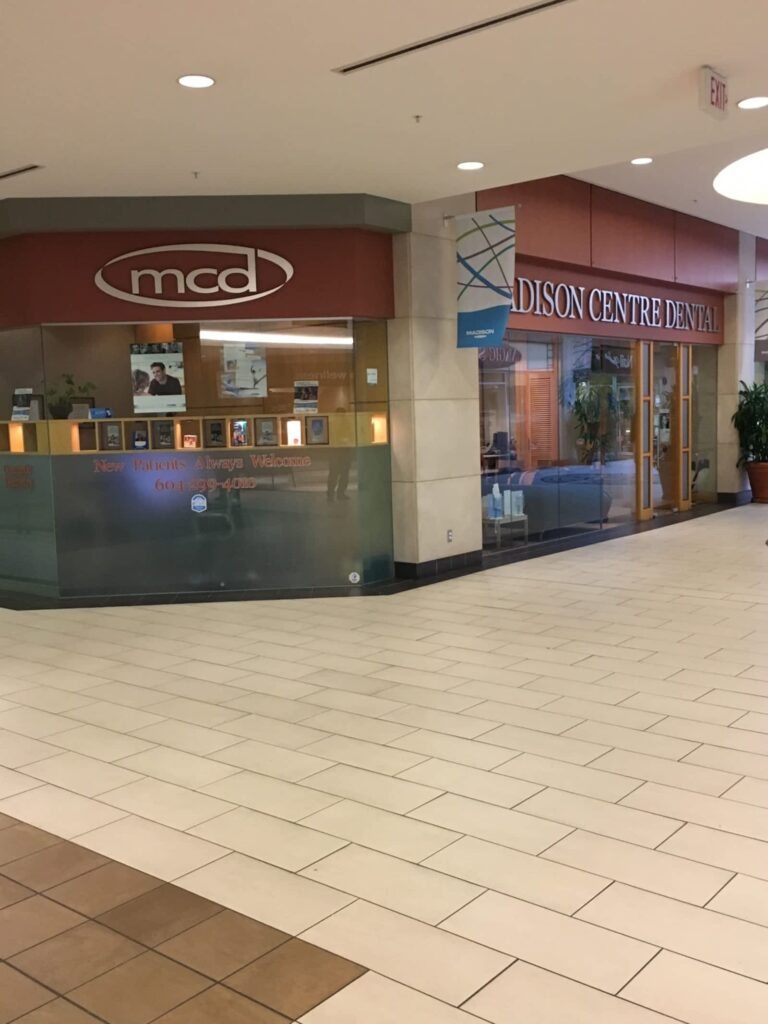 madison-centre-family-dental-storefront-1.jpg