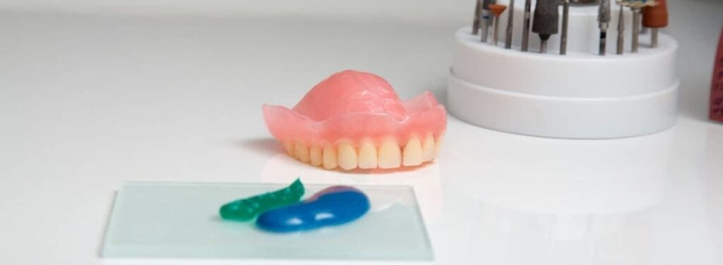 north-vancouver-denture-clinic-1.jpg