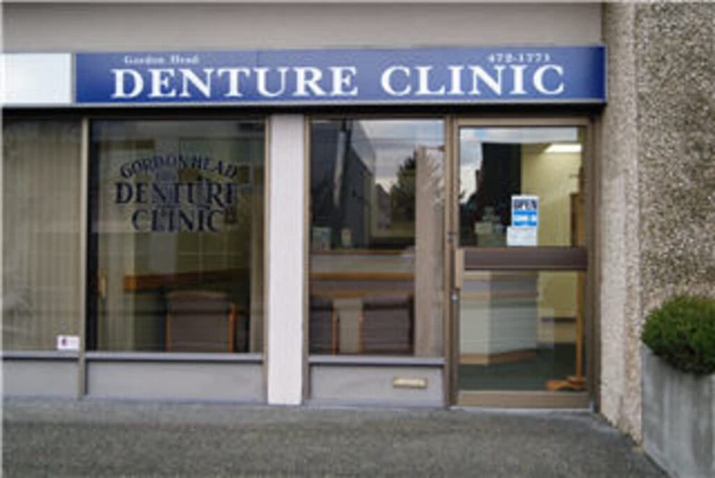 saanich-walk-in-denture-clinic-1.jpg