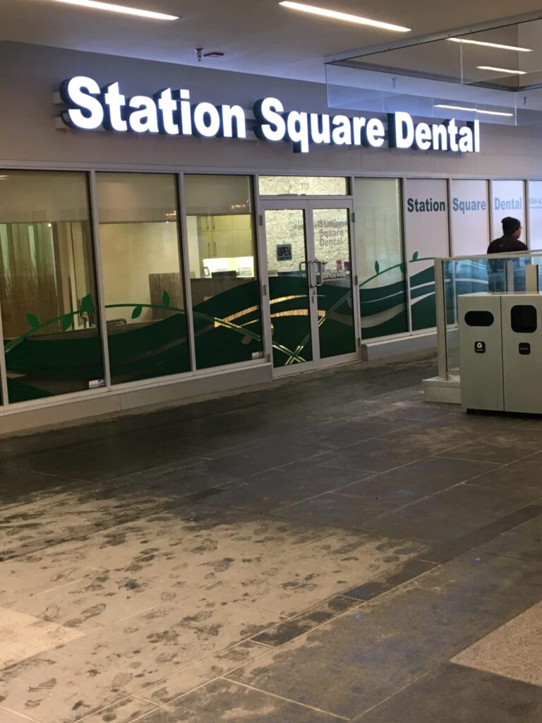 station-square-dental-centre-storefront-1.jpg