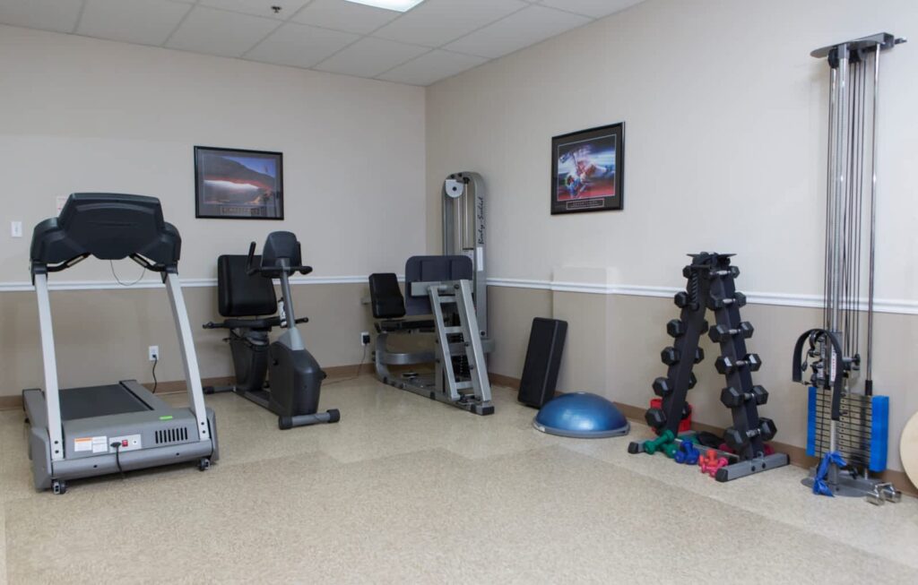 advantage-physiotherapy-1.jpg