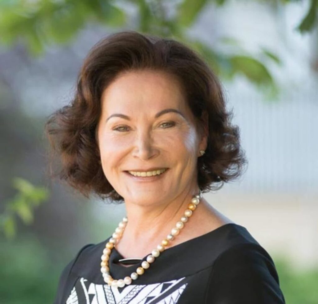 dr-lynn-superstein-raber-1.jpg