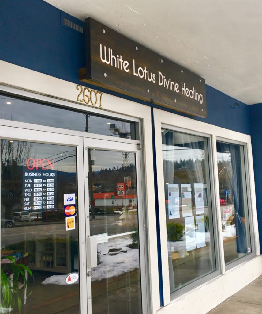 white-lotus-devine-healing-storefront-1.jpg